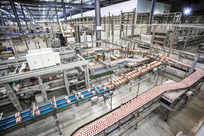 Sidel is Celebrating the Sale of its 1000th EvoBLOW. The Iconic Blow-Moulder Will be Installed as Part of a High-Speed PET Water Line at StrongPack in Nigeria in Early 2023.