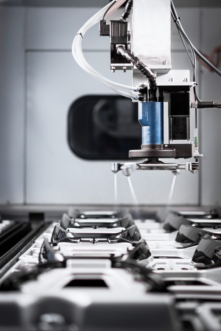 New Nozzle Technology For Snow Jet Cleaning In Automated Paint Shops Improved Paint Finish Thanks To Innovative Rotating Nozzle